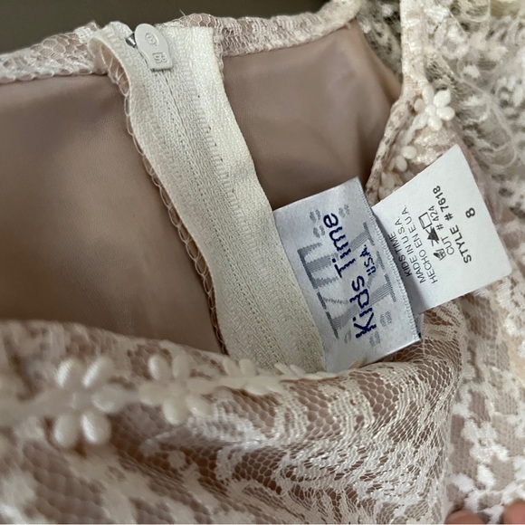 Girls Crème Lace and Tulle Dress - Picture 6 of 9